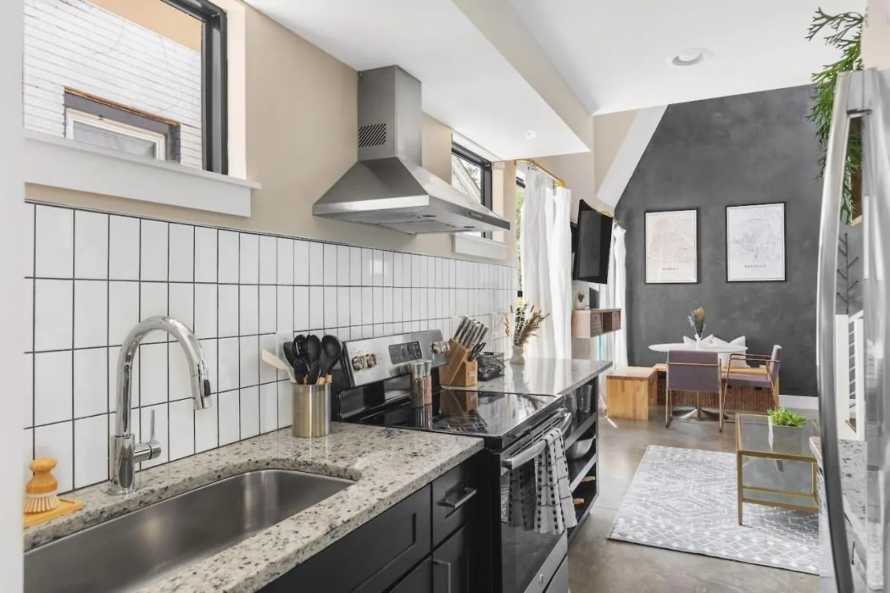 Modern Home With Rooftop Deck Walk To Coffee Restaurants Brewery Nashville United States