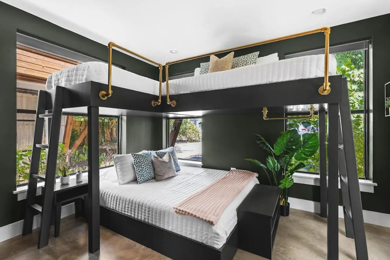 Modern Home With Rooftop Deck Walk To Coffee Restaurants Brewery Nashville